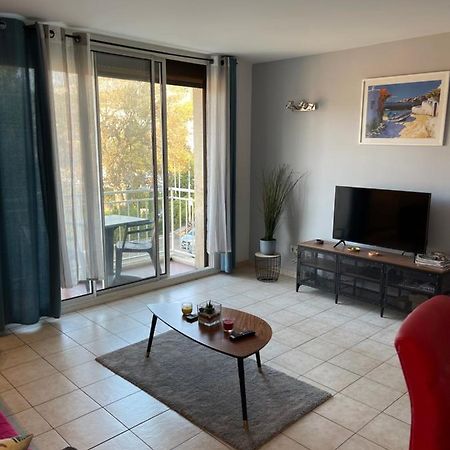 Appartamento Moderne T2 Cassis Plein Centre Climatise - 200 M Du Port Esterno foto